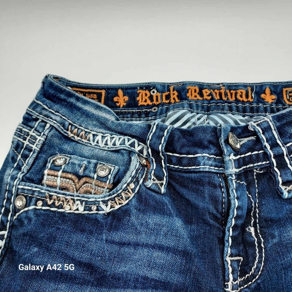 Rock Revival Kai Straigh Leg Jeas Blue Denim Embroidered Rhinestone E8322J69R 24